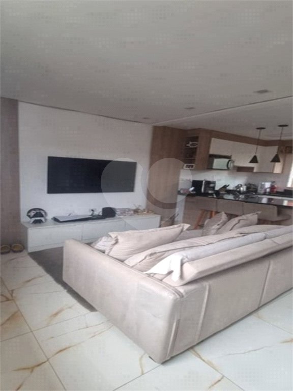 Casa à venda com 2 suítes no condomínio Residencial Pedro Julio, Mogi das Cruzes - SP