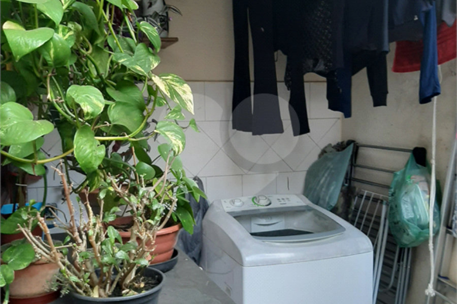 Casa à venda com 3 quartos, sendo 1 suíte, no condomínio Barbará II, São Paulo - SP