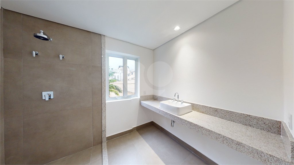 Apartamento à venda com 3 quartos, sendo 1 suíte, em Higienópolis, São Paulo, SP