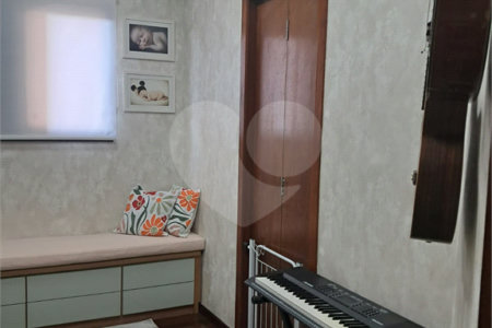 Apartamento à venda com 3 quartos, sendo 1 suíte, em Nova Petrópolis, São Bernardo do Campo, SP