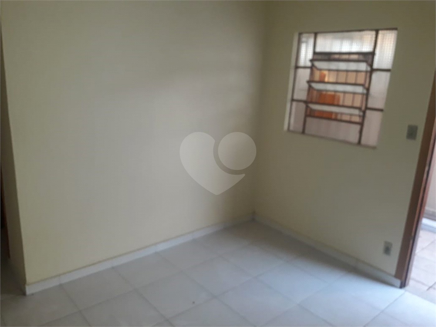 Casa à venda com 4 quartos, sendo 1 suíte, em Tremembé, São Paulo, SP