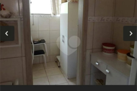 Chácara à venda ou para alugar com 4 quartos, sendo 1 suíte, em Vila Omízollo, Louveira, SP