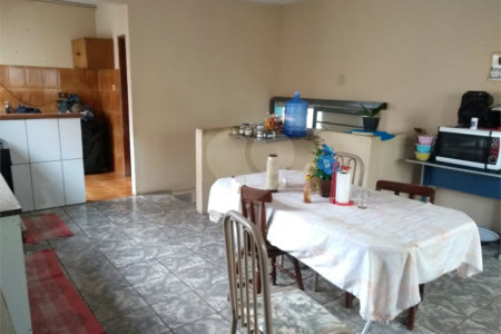 Casa à venda com 3 quartos, sendo 1 suíte,  em Vila Romão, Salto, SP