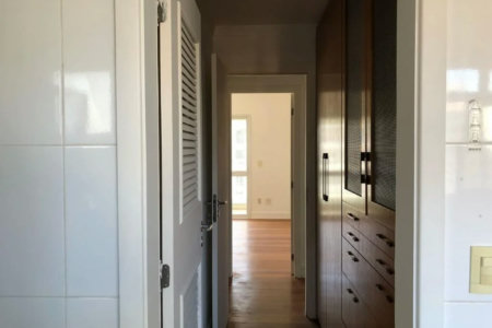 Apartamento à venda com 3 suítes em Vila Suzana, São Paulo, SP