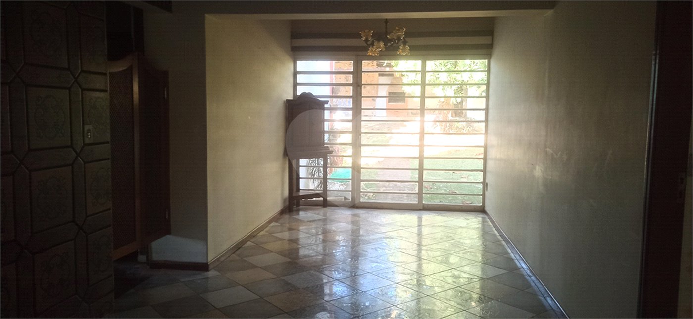 Chácara à venda com 5 quartos, sendo 3 suítes, em Parque Residencial Atibaia, Atibaia, SP
