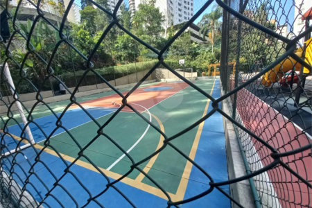 Apartamento à venda com 3 quartos, sendo 1 suíte, em Vila Andrade, São Paulo, SP