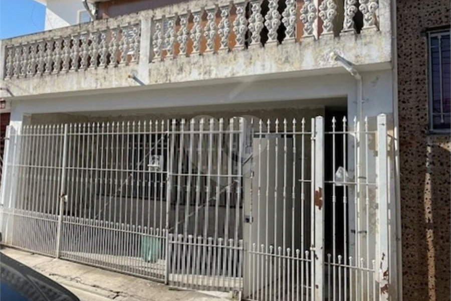 Sobrado à venda com 2 quartos em Santa Terezinha, São Paulo, SP