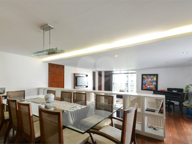 Apartamento à venda com 4 quartos, sendo 3 suítes,  em Jardim Paulista, São Paulo, SP