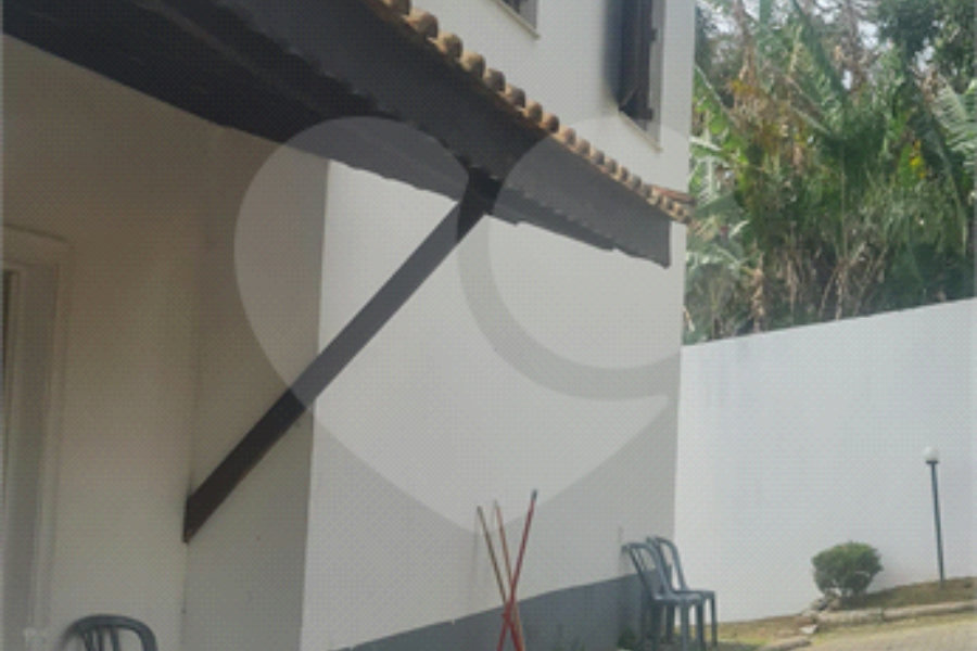 Casa à venda com 5 suítes em Roseira, Mairiporã, SP