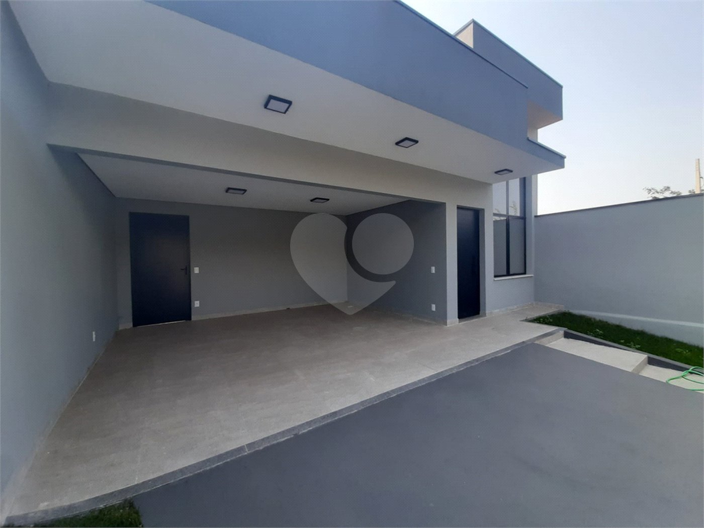 Casa à venda com 3 quartos, sendo 1 suíte, em Residencial/Comercial, Vinhedo, SP