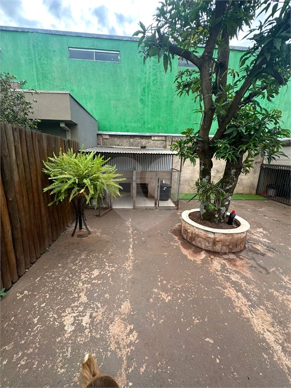 Casa à venda com 6 suítes em Pedro Juan Caballero, Amambay