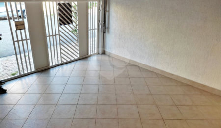 Sobrado à venda com 3 quartos, sendo 1 suíte,  em Vila Medeiros, São Paulo, SP