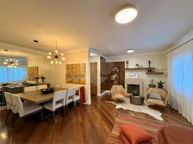 Apartamento à venda com 3 suítes em Campo Belo, São Paulo, SP