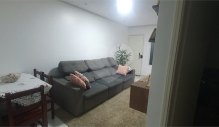 Casa à venda com 2 quartos, sendo 1 suíte, no condomínio Alegro, Araraquara - SP