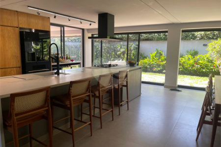 Casa à venda com 3 suítes no condomínio Reserva 8, São Paulo - SP