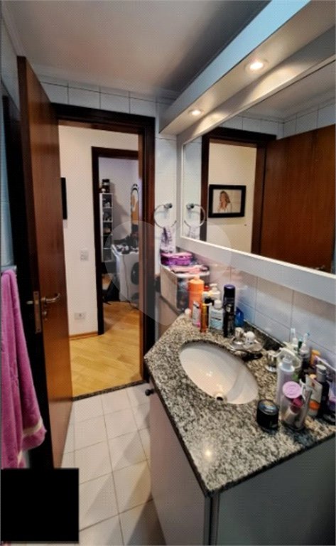 Apartamento à venda com 3 quartos, sendo 1 suíte,  em Vila Gomes Cardim, São Paulo, SP