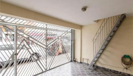Casa à venda com 4 quartos, sendo 2 suítes,  em Jardim Coimbra, São Paulo, SP