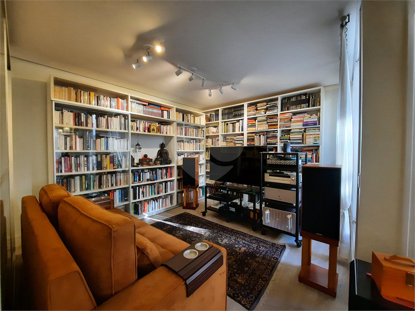 Casa à venda com 4 suítes no condomínio Las Cumbres, São Paulo - SP
