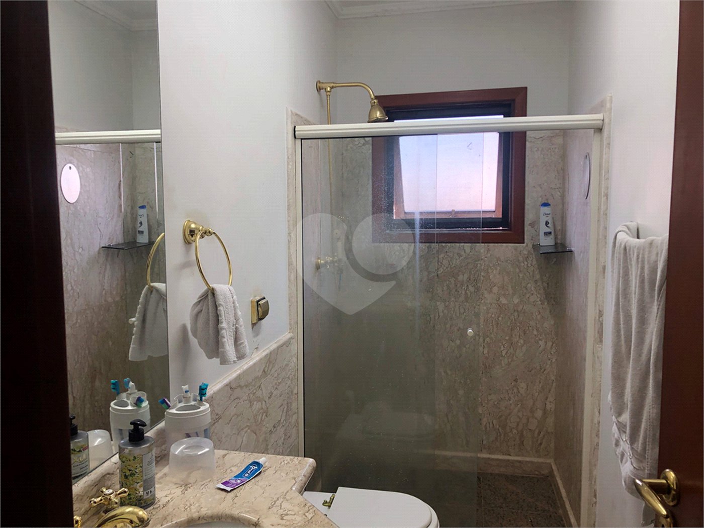 Casa à venda com 3 quartos, sendo 2 suítes,  no condomínio Aruã, Mogi das Cruzes - SP