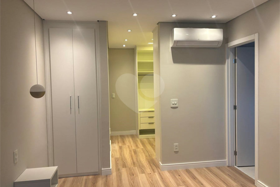Sobrado à venda com 3 quartos, sendo 2 suítes, em Santana, São Paulo, SP