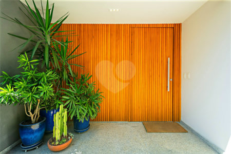 Casa à venda com 3 suítes no condomínio Reserva 8, São Paulo - SP