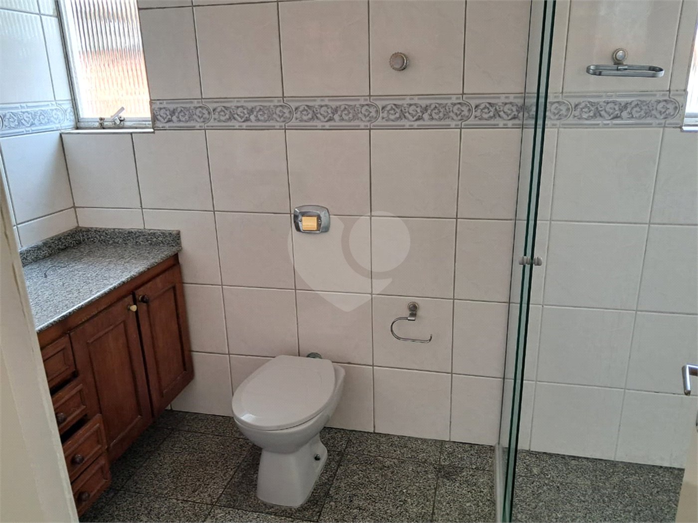 Sobrado para alugar com 4 quartos, sendo 2 suítes, em Interlagos, São Paulo, SP