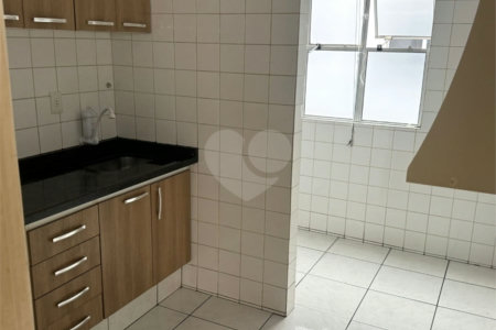 Casa à venda com 3 quartos, sendo 1 suíte, no condomínio Residencial Vera Lucia, Sorocaba - SP