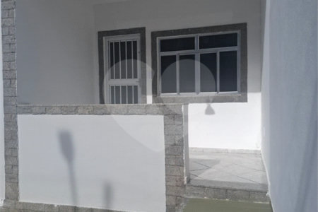 Casa Térrea à venda com 2 quartos, sendo 1 suíte, em Campo Grande, Rio de Janeiro, RJ