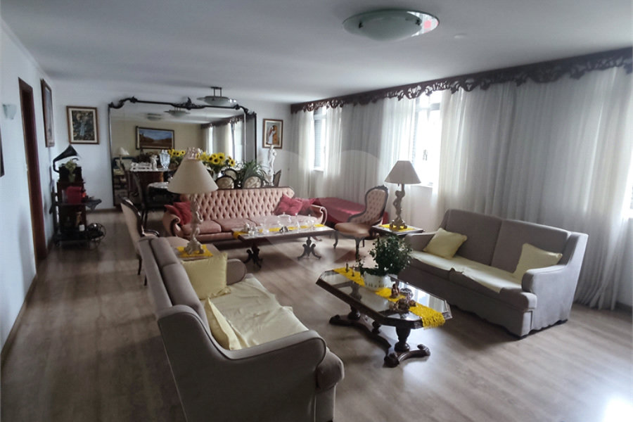Apartamento à venda com 4 quartos, sendo 1 suíte,  em Santana, São Paulo, SP