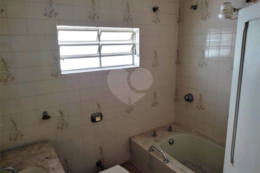 Casa Térrea à venda com 3 quartos em Horto, São Paulo, SP