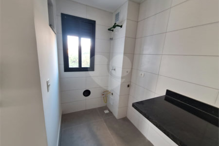 Apartamento à venda com 2 quartos em Vila Mazzei, São Paulo, SP