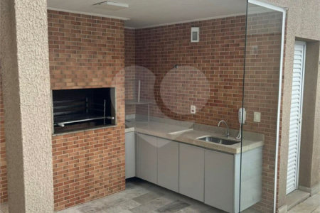 Apartamento à venda com 2 quartos, sendo 1 suíte, no Centro, Santo André, SP