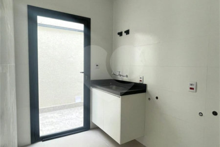 Casa à venda com 3 suítes no condomínio Reserva São Nicolau, Atibaia - SP