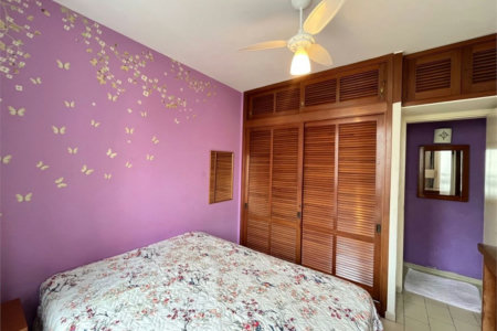 Apartamento de 1 Dormitório na Quadra da Praia das Pitangueiras – Localização Privilegiada!