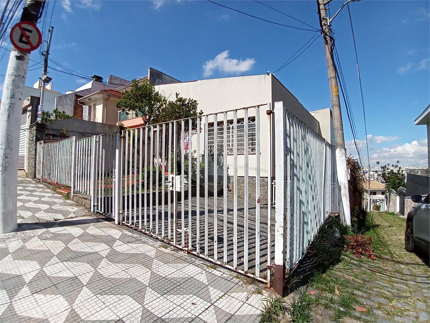 Casa à venda com 4 quartos, sendo 2 suítes, em Jardim São Paulo(zona Norte), São Paulo, SP