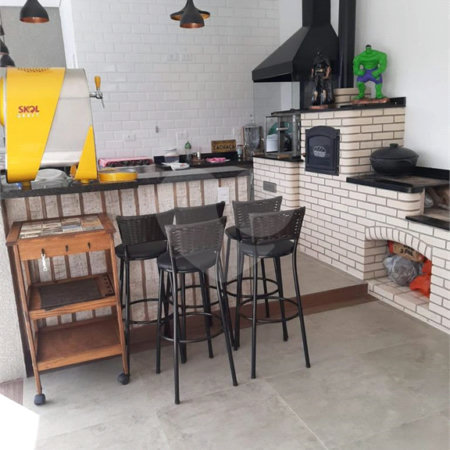 Sobrado à venda com 3 suítes em Vila Esperia Ou Giglio, Atibaia, SP
