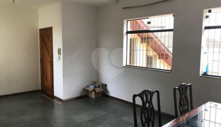 Sobrado à venda com 3 quartos, sendo 1 suíte,  em Tremembé, São Paulo, SP