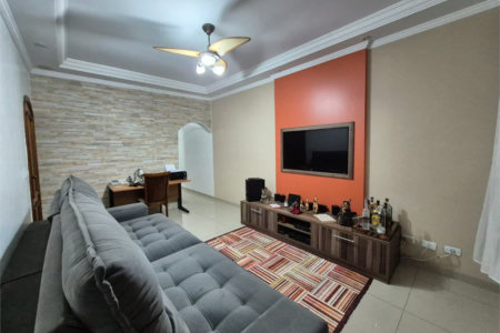 Sobrado à venda com 3 quartos, sendo 1 suíte, em Jardim Sarah, São Paulo, SP