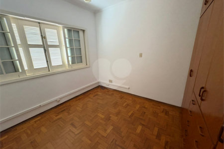 Ótima oportunidade para moradia ou investimento comercial!