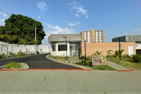Apartamento para venda ou locação no Condomínio Residencial Vila das Flores