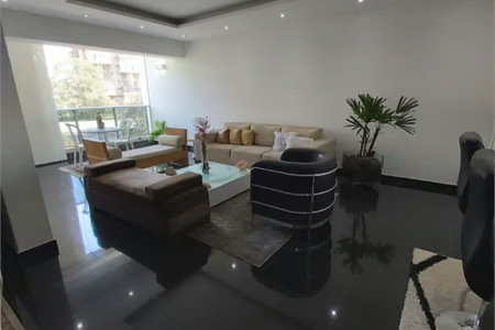 Apartamento à venda com 3 quartos, sendo 2 suítes,  em Vila Andrade, São Paulo, SP