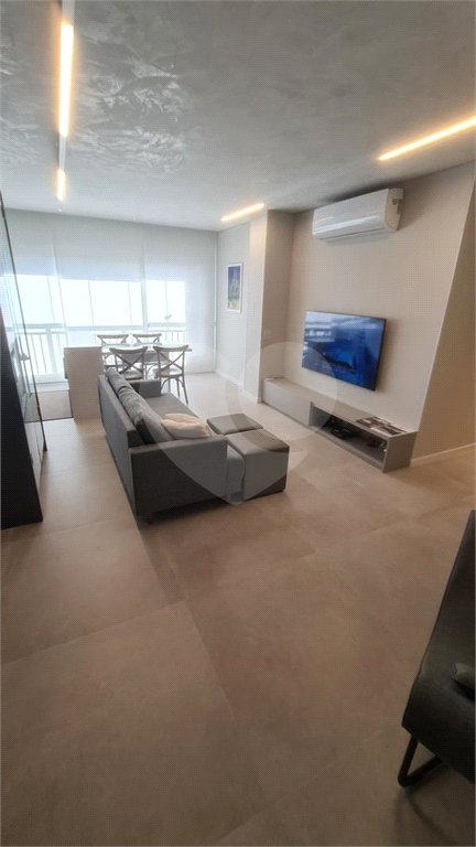Apartamento com 2 dormitórios e uma suíte, mobilíado no Ibirapuera.