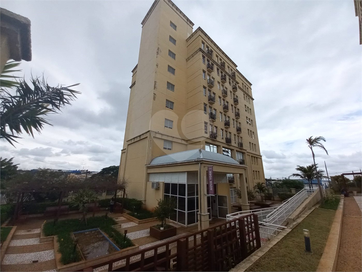 Sala Comercial no Edifício Tríade.