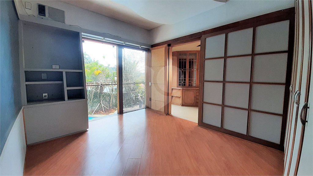 Casa Térrea à venda com 4 quartos, sendo 2 suítes, em Chácara Monte Alegre, São Paulo, SP