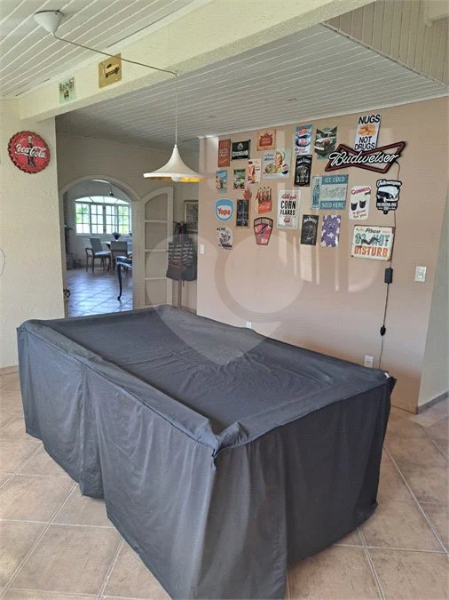 Casa Ampla com 5 Dormitórios, Piscina e Lazer Completo em Terreno de 1.260 m²