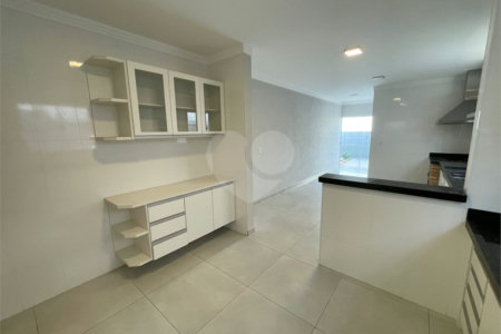 Casa Térrea à Venda no Parque Faber III – Conforto e Elegância
