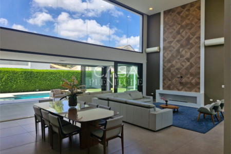 Casa para alugar com 4 suítes em Brigadeiro Tobias, Sorocaba, SP