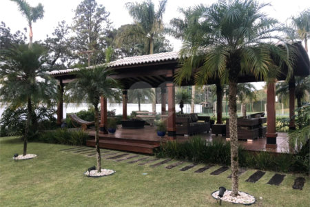 Casa de luxo a venda em Atibaia