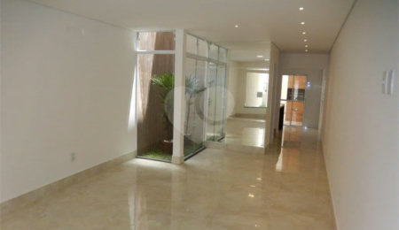 Sobrado novo - Impecavel!!