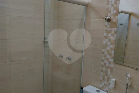 Casa Térrea com 2 dormitórios, sendo 1 suíte.